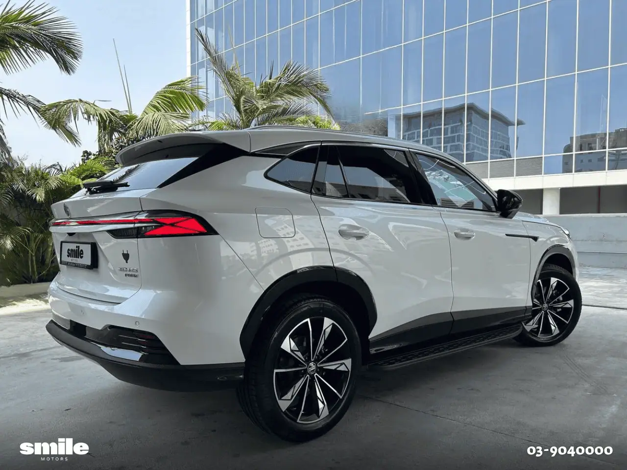 1.5 טורבו-בנזין היברידי-נטען PHEV Luxury